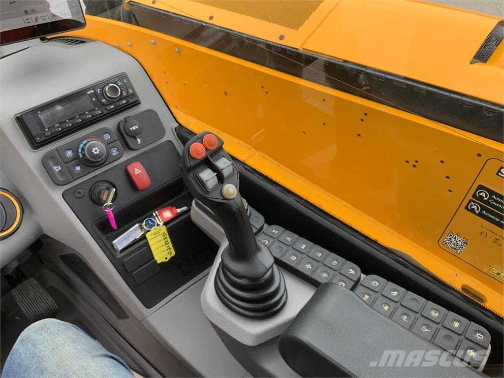 JCB 542-70 Agri Xtra Telehandler (ST26293) Teleskopiskie manipulatori