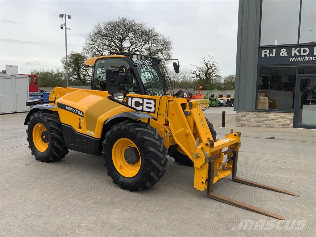 JCB 542-70 Agri Xtra Telehandler (ST26293) Teleskopiskie manipulatori