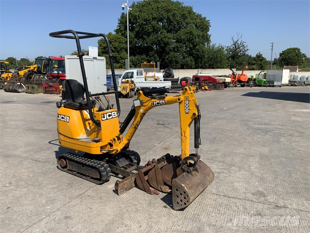 JCB 8008 CTS Digger (ST27243) ماكينات زراعية - غير ذلك