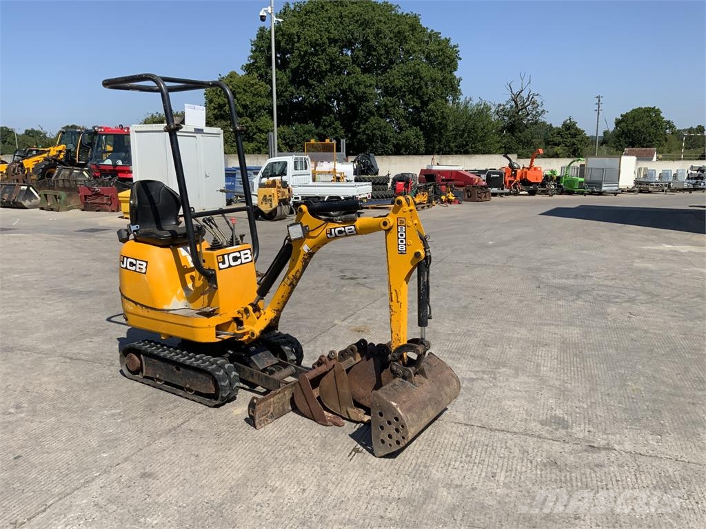 JCB 8008 CTS Digger (ST27243) ماكينات زراعية - غير ذلك