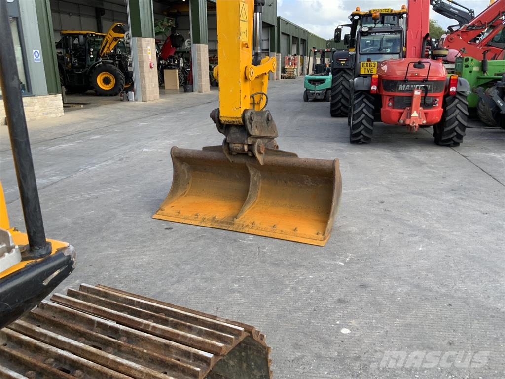 JCB JS145 LC Plus Digger (ST27308) Верижен екскаватор