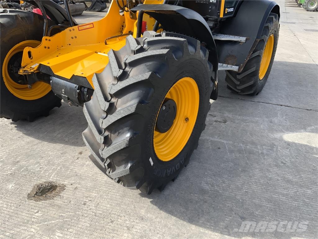 JCB TM320 Pivot Steer Telehandler (ST27652) Telescopic handlers