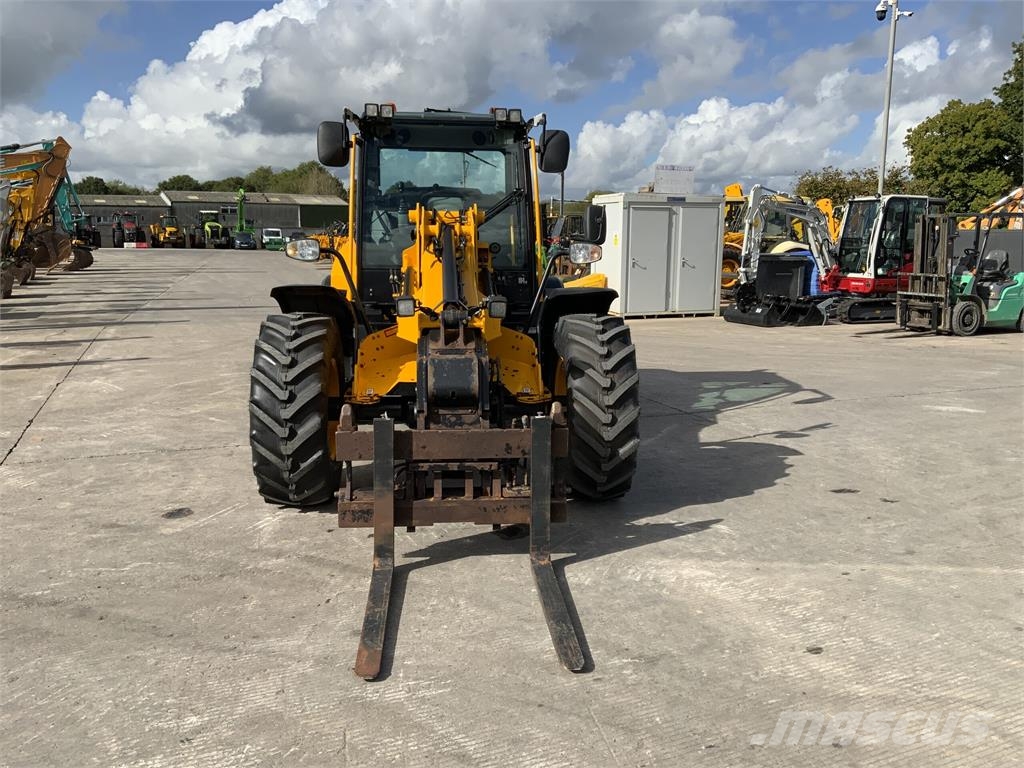 JCB TM320 Pivot Steer Telehandler (ST27652) Telescopic handlers