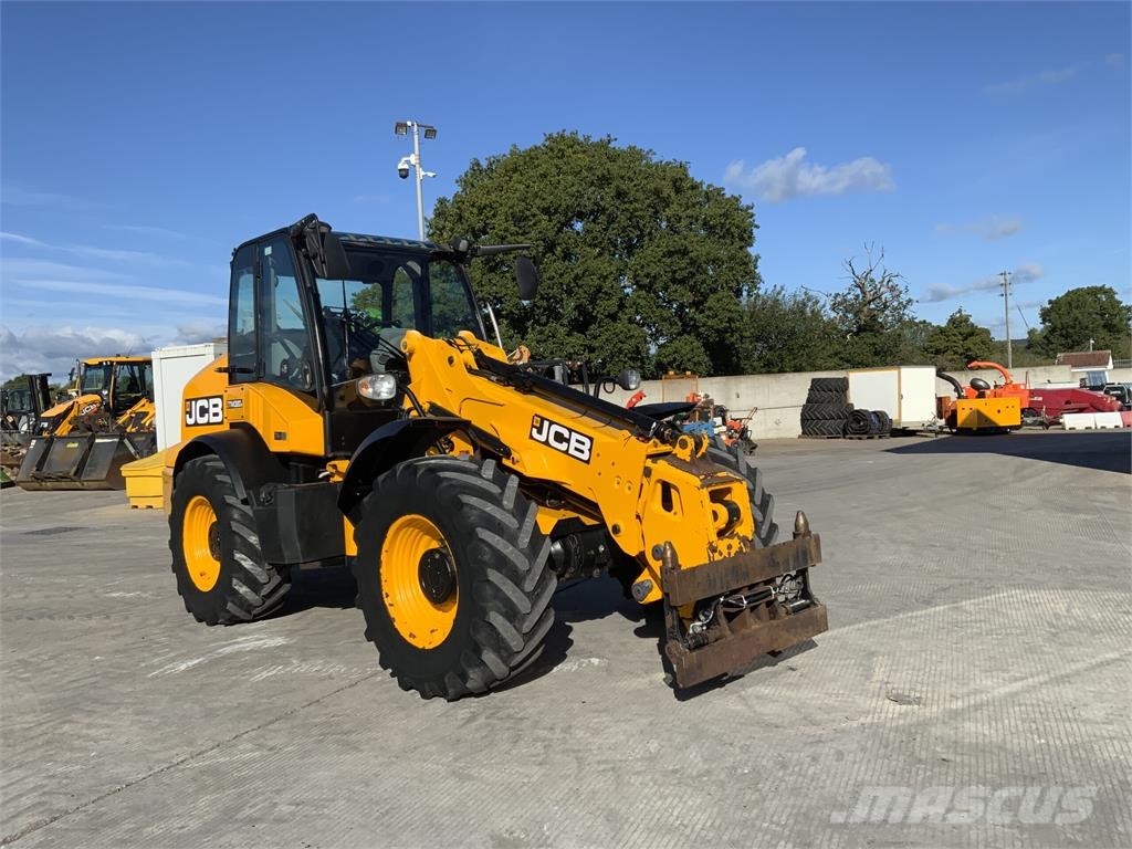 JCB TM320S Pivot Steer Telehandler (ST27810) Teleskoplader