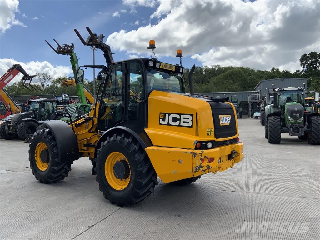 JCB TM420 Pivot Steer Telehandler (ST26845) مناولات متداخلة
