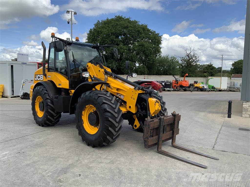 JCB TM420 Pivot Steer Telehandler (ST26845) مناولات متداخلة