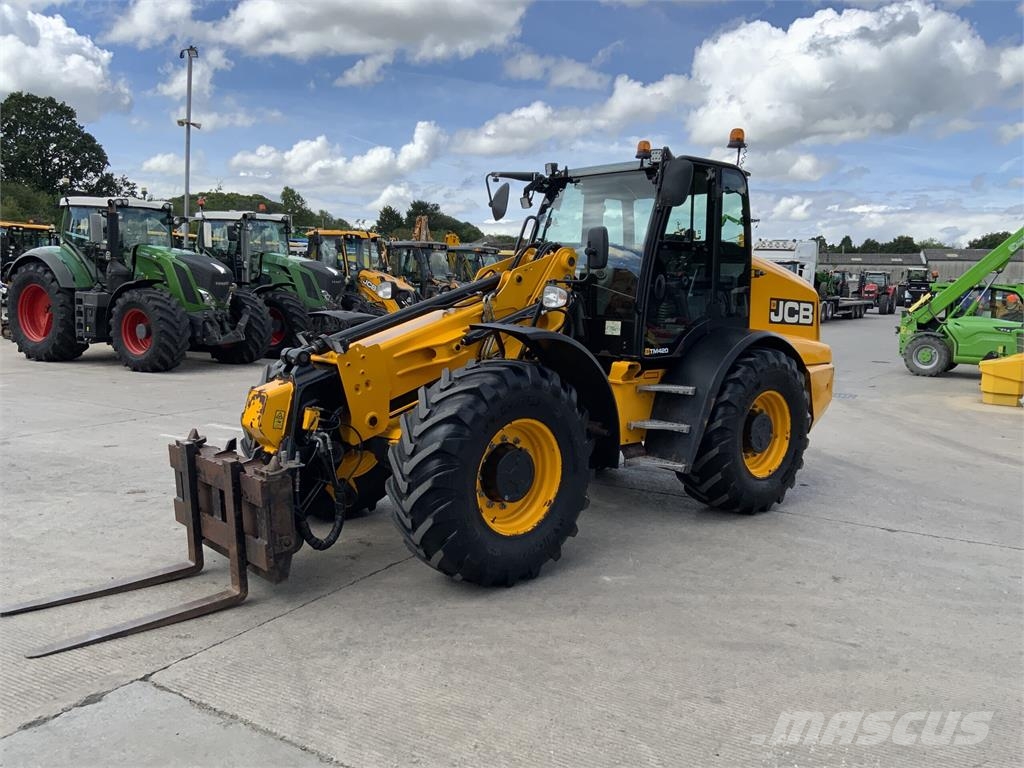 JCB TM420 Pivot Steer Telehandler (ST26845) مناولات متداخلة