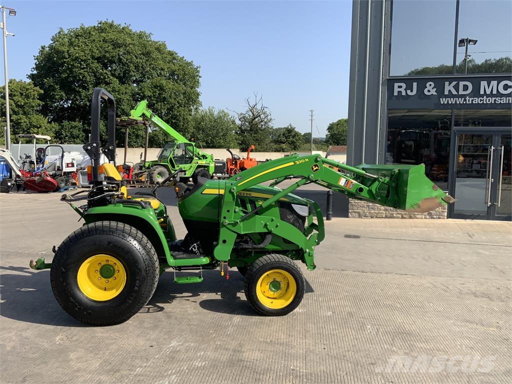 John Deere 3045R Compact Tractor (ST27066) ماكينات زراعية - غير ذلك