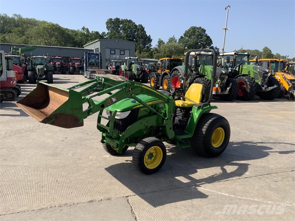 John Deere 3045R Compact Tractor (ST27066) ماكينات زراعية - غير ذلك