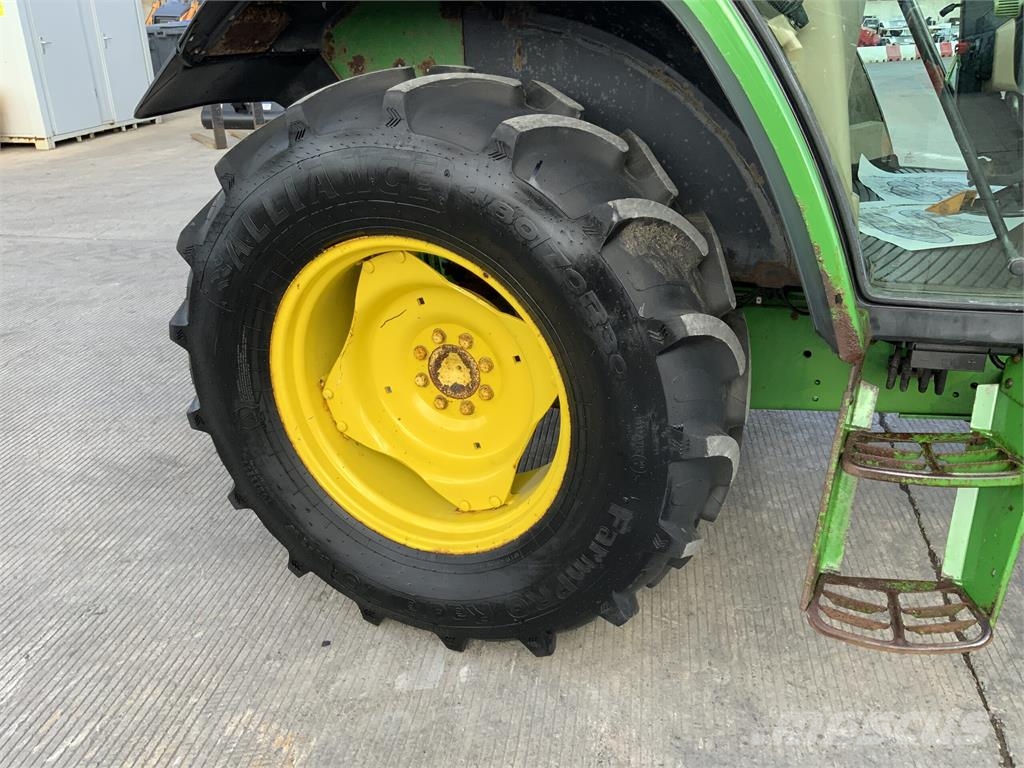 John Deere 6010 Tractor (ST27735) الجرارات