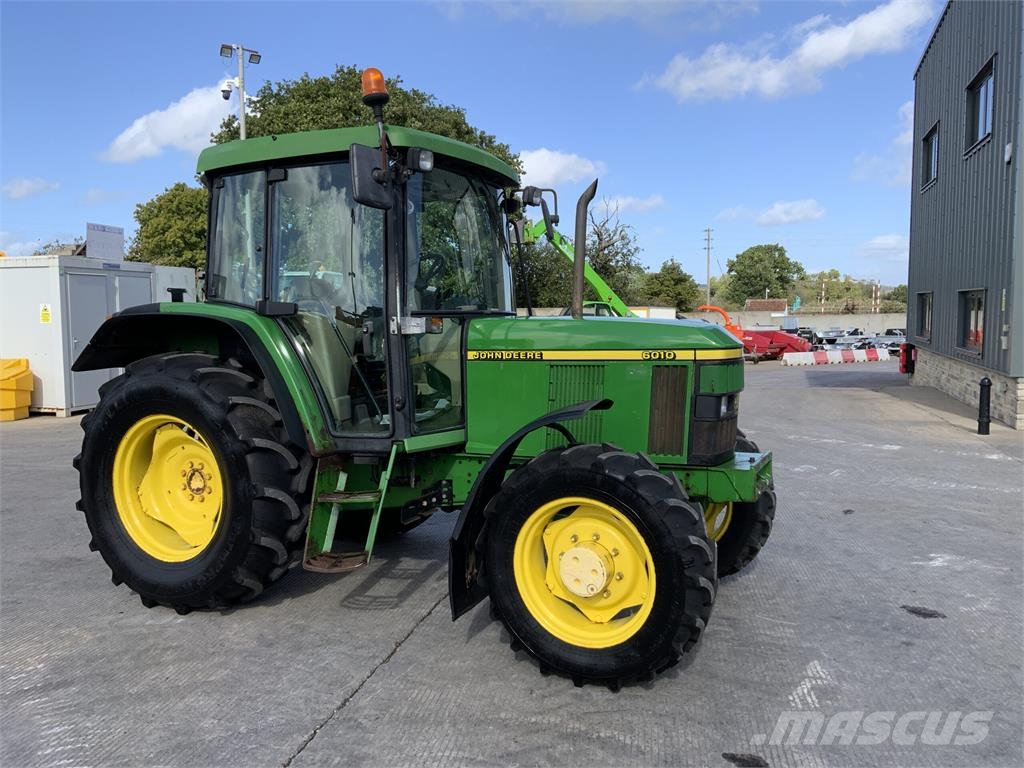 John Deere 6010 Tractor (ST27735) الجرارات
