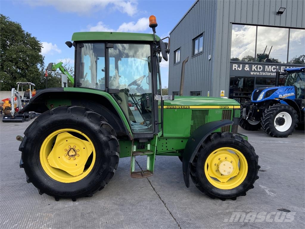 John Deere 6010 Tractor (ST27735) الجرارات