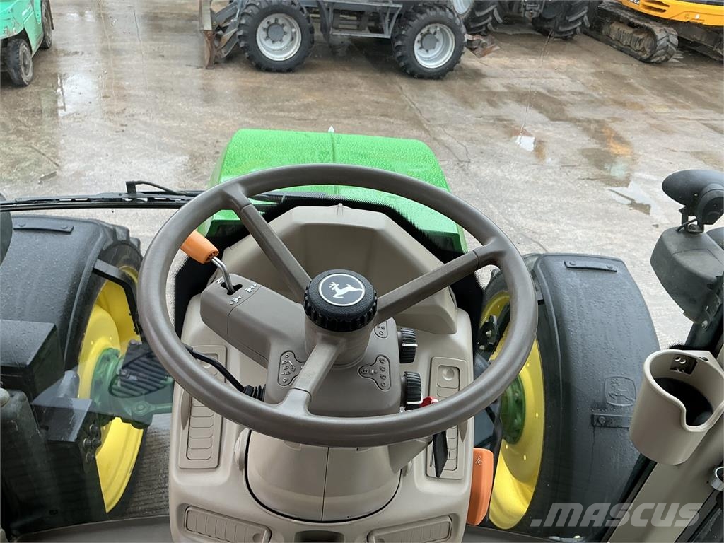 John Deere 6090M Tractor (ST26116) Ďalšie poľnohospodárske stroje