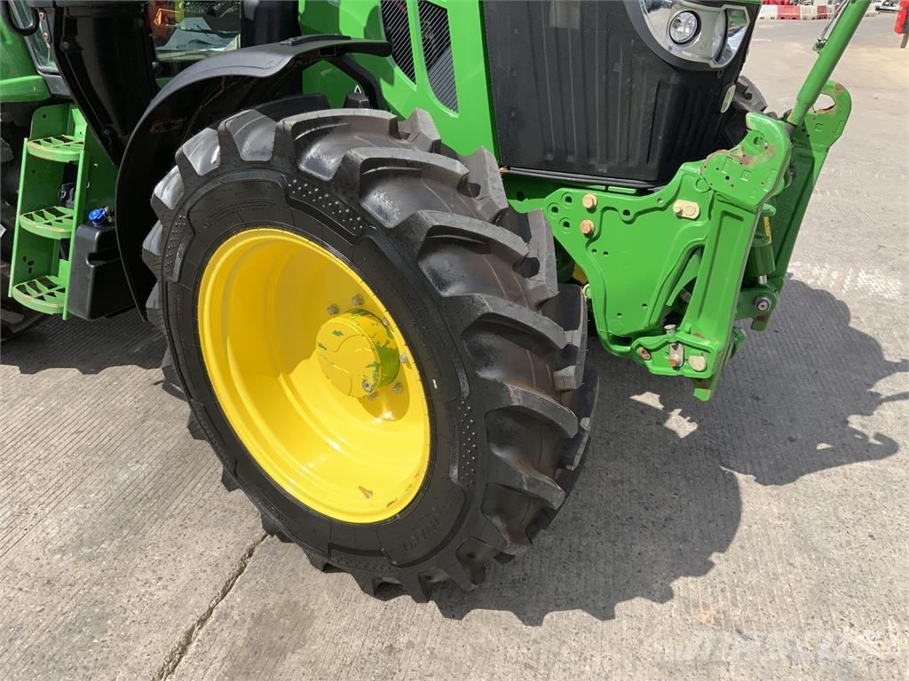 John Deere 6090M Tractor (ST26117) Otra maquinaria agrícola