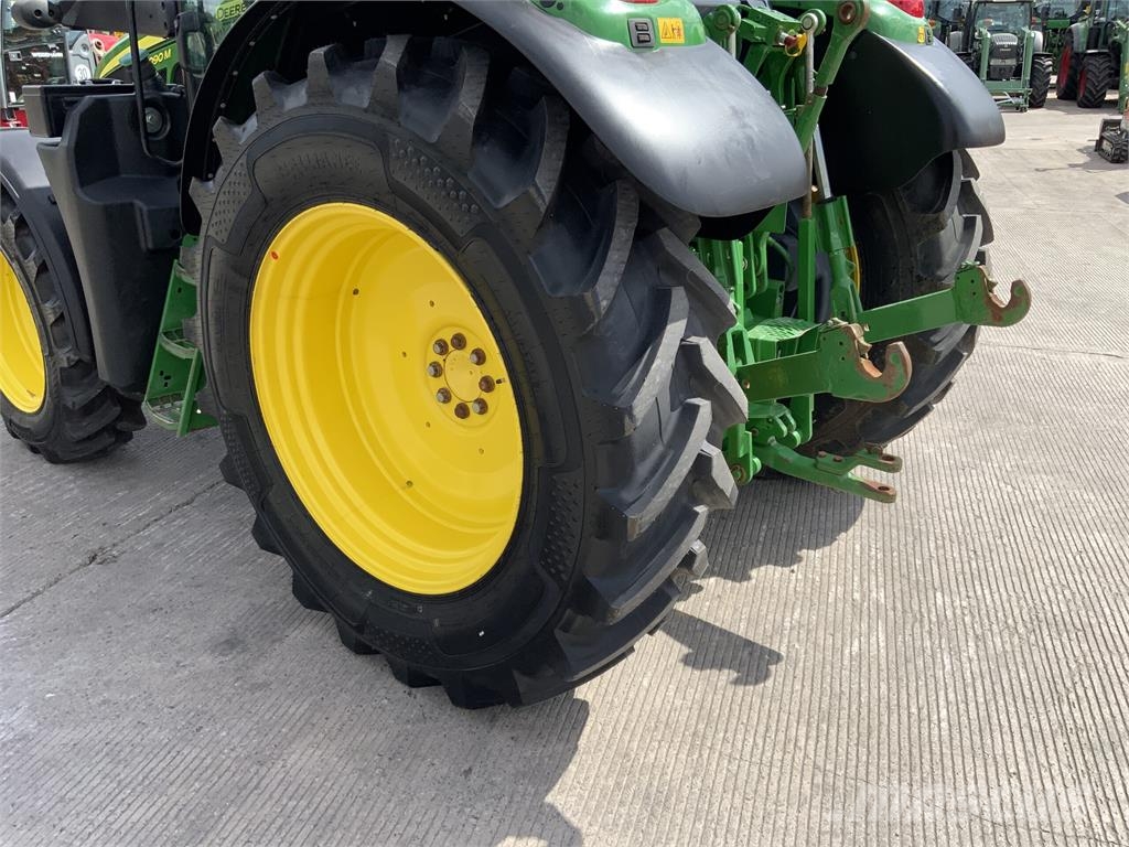 John Deere 6090M Tractor (ST26117) Otra maquinaria agrícola