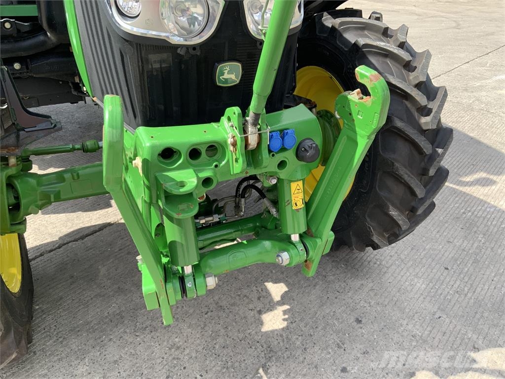 John Deere 6090M Tractor (ST26117) Otra maquinaria agrícola
