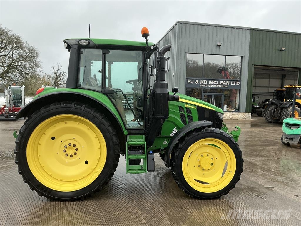 John Deere 6090M Tractor (ST26116) Ďalšie poľnohospodárske stroje