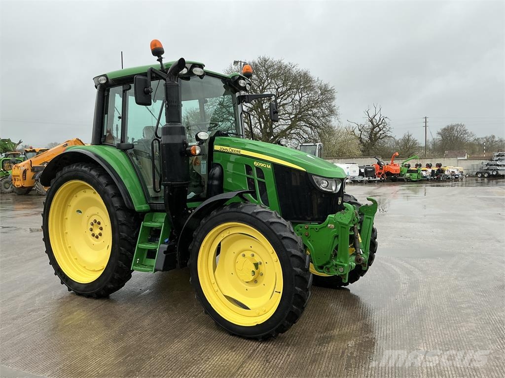 John Deere 6090M Tractor (ST26116) Ďalšie poľnohospodárske stroje