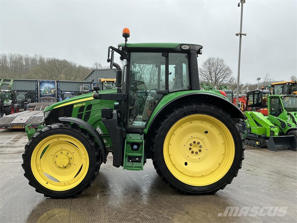 John Deere 6090M Tractor (ST26116) Ďalšie poľnohospodárske stroje