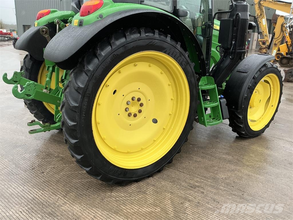 John Deere 6090M Tractor (ST26116) Ďalšie poľnohospodárske stroje