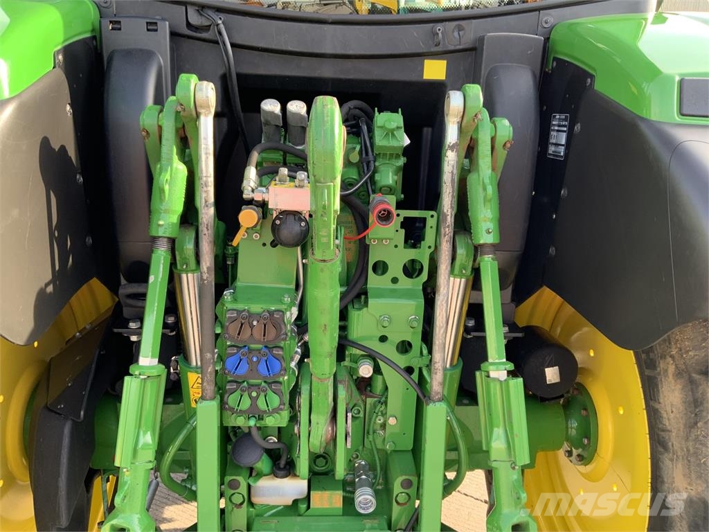 John Deere 6120R Tractor (ST27758) Tractors