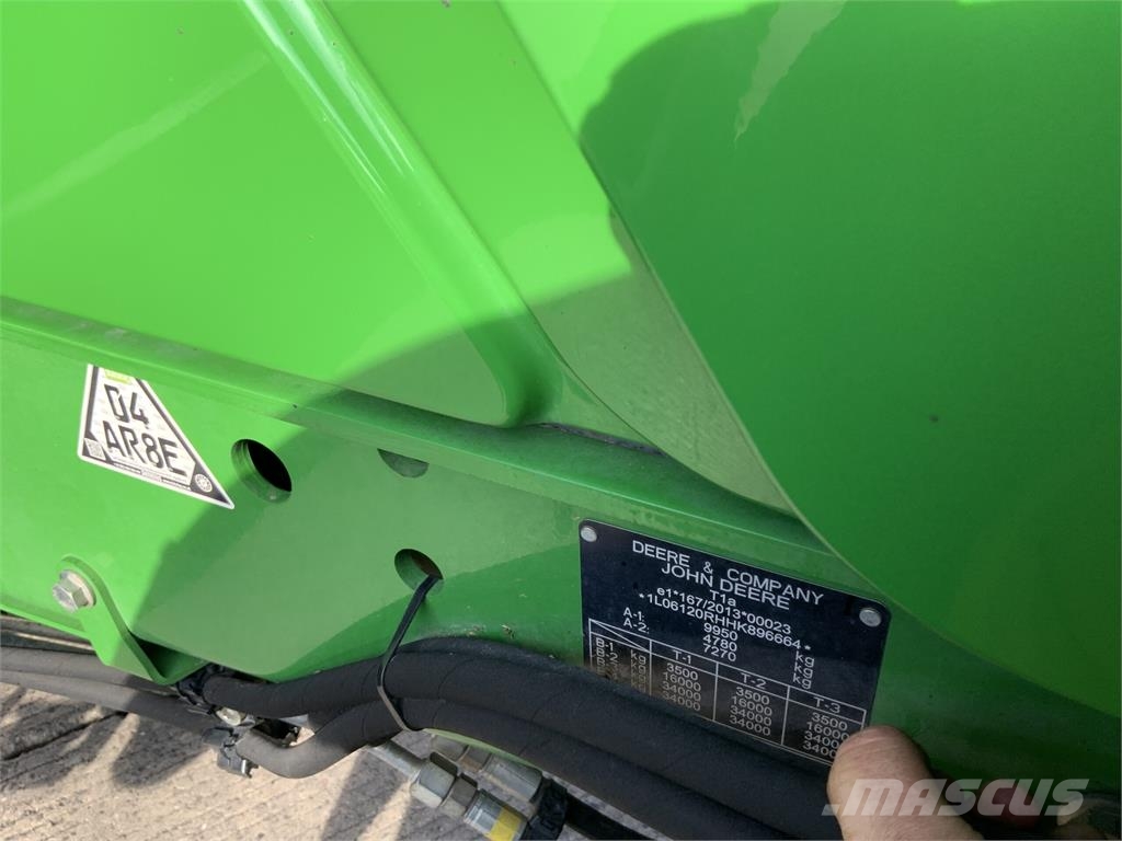 John Deere 6120R Tractor (ST27758) Tractors
