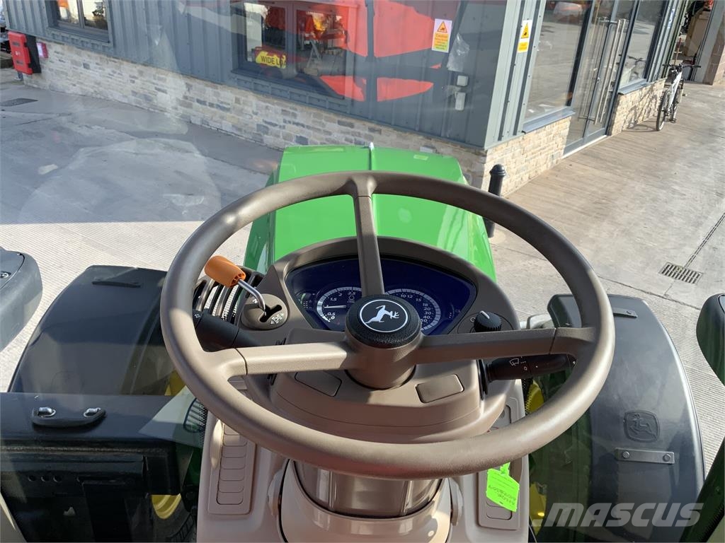 John Deere 6120R Tractor (ST27758) Tractors