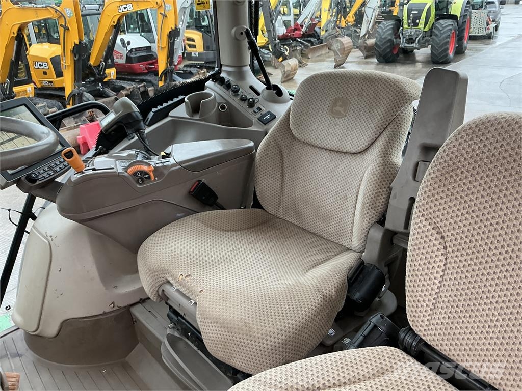 John Deere 6145R Tractor (ST26917) الجرارات