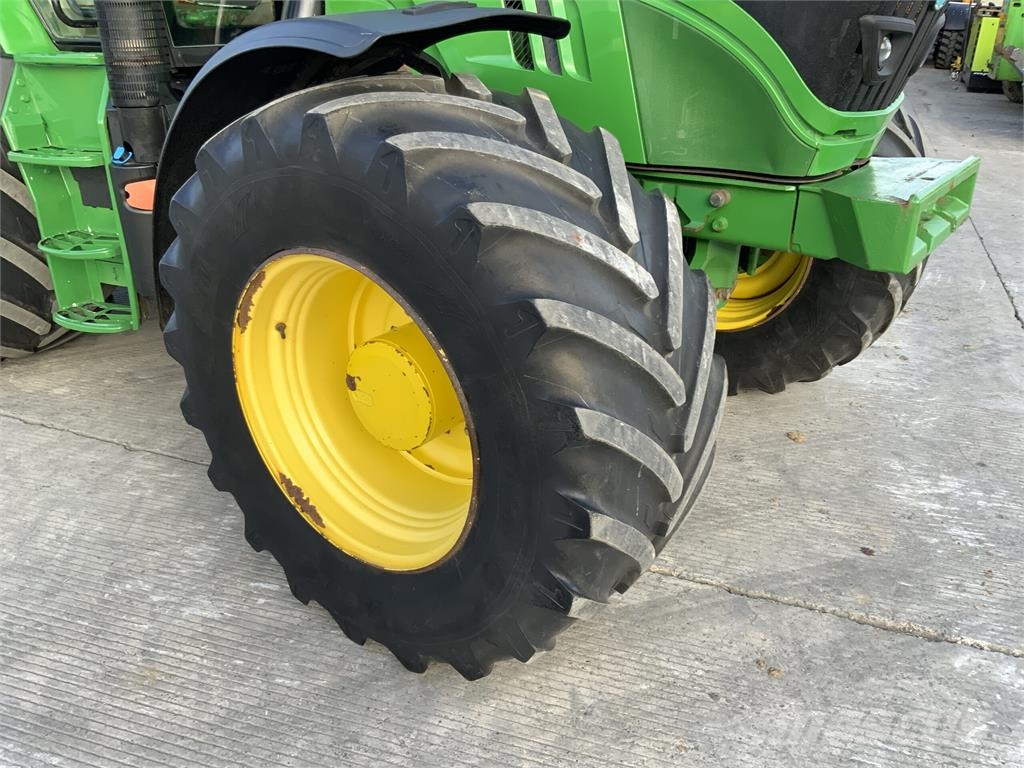 John Deere 6150R Tractor (ST27412) Traktoren
