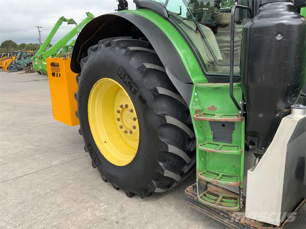 John Deere 6195R C/W Herder Mounted Hedge Trimmer (ST26503) Селскостопанство - Други