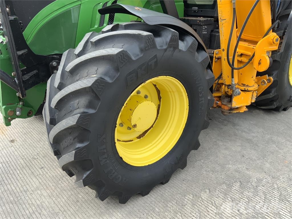 John Deere 6195R C/W Herder Mounted Hedge Trimmer (ST26503) Селскостопанство - Други