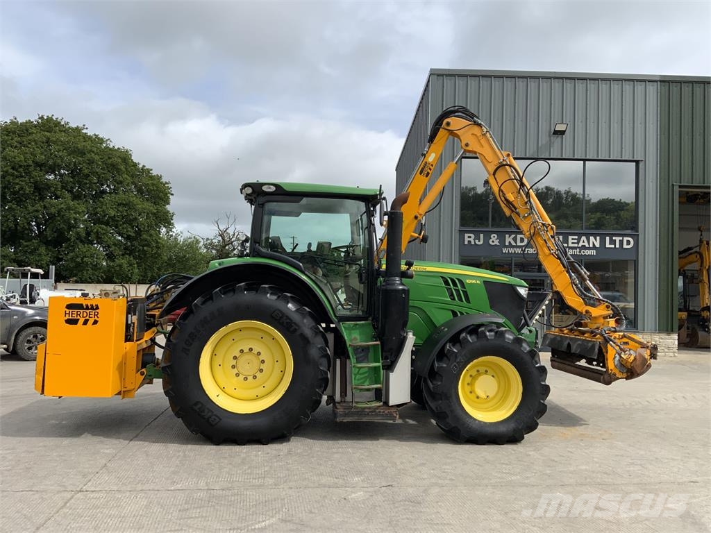 John Deere 6195R C/W Herder Mounted Hedge Trimmer (ST26503) Селскостопанство - Други