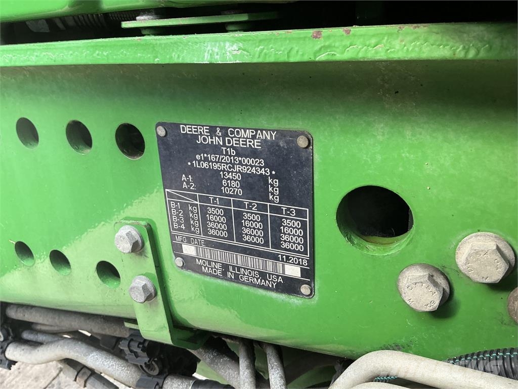 John Deere 6195R Tractor (ST24010) Селскостопанство - Други
