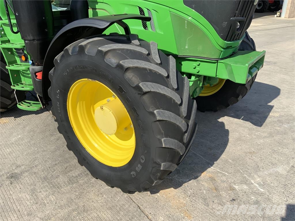 John Deere 6215R Premium Edition Tractor (ST26329) Landbouw - overige