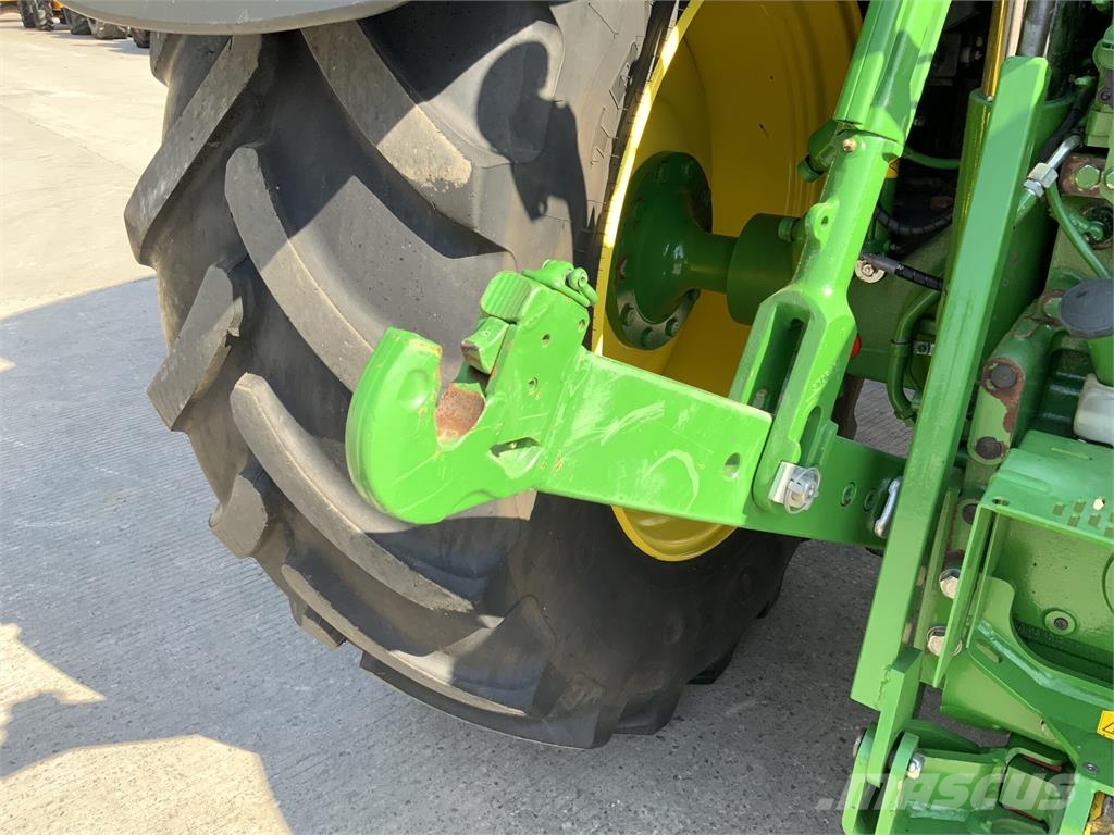 John Deere 6215R Premium Edition Tractor (ST26329) Landbouw - overige
