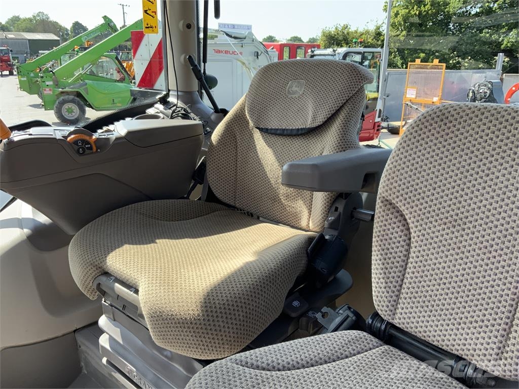 John Deere 6215R Premium Edition Tractor (ST26329) Landbouw - overige