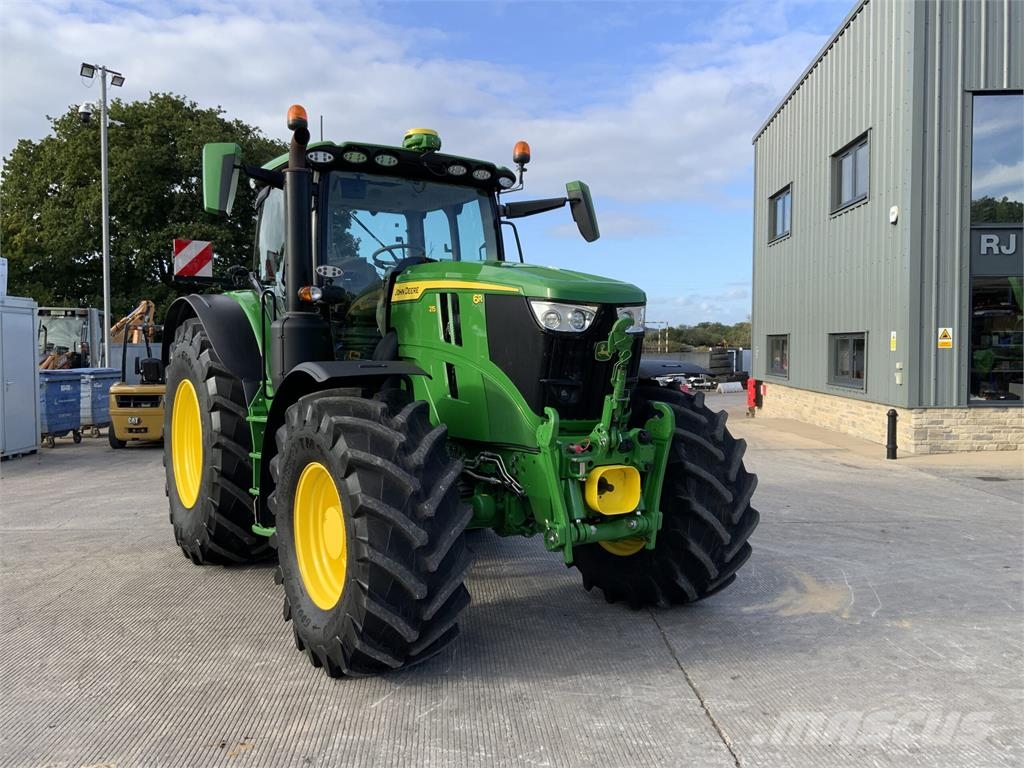 John Deere 6R.215 Tractor (ST27708) ماكينات زراعية - غير ذلك