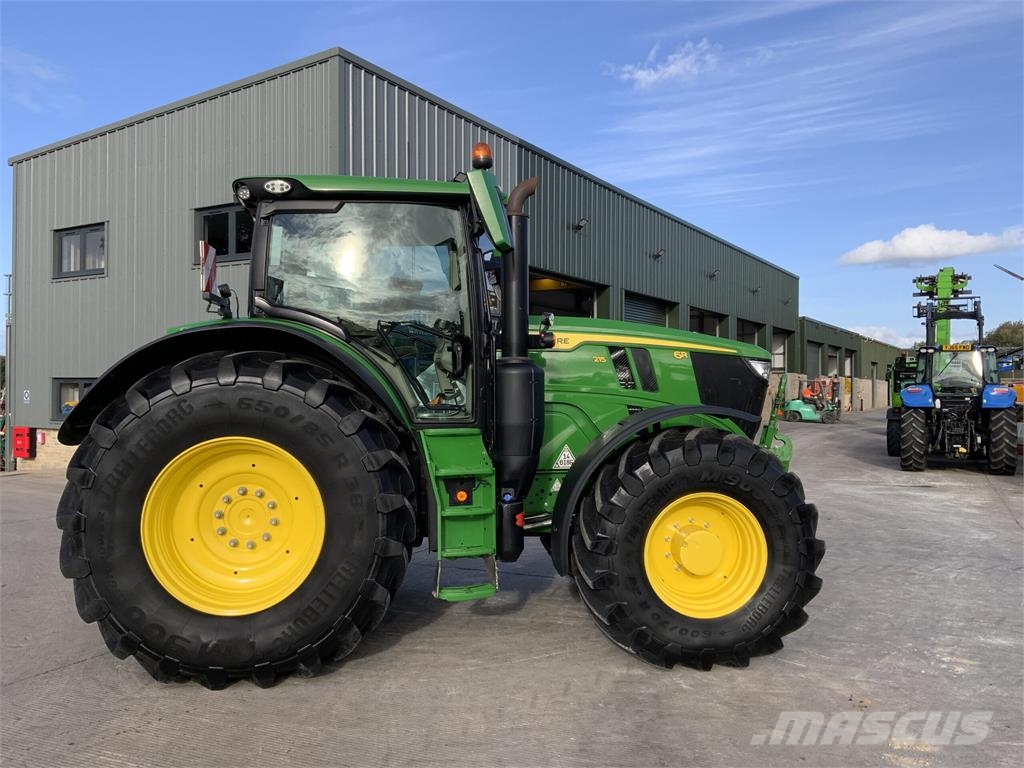 John Deere 6R.215 Tractor (ST27708) ماكينات زراعية - غير ذلك