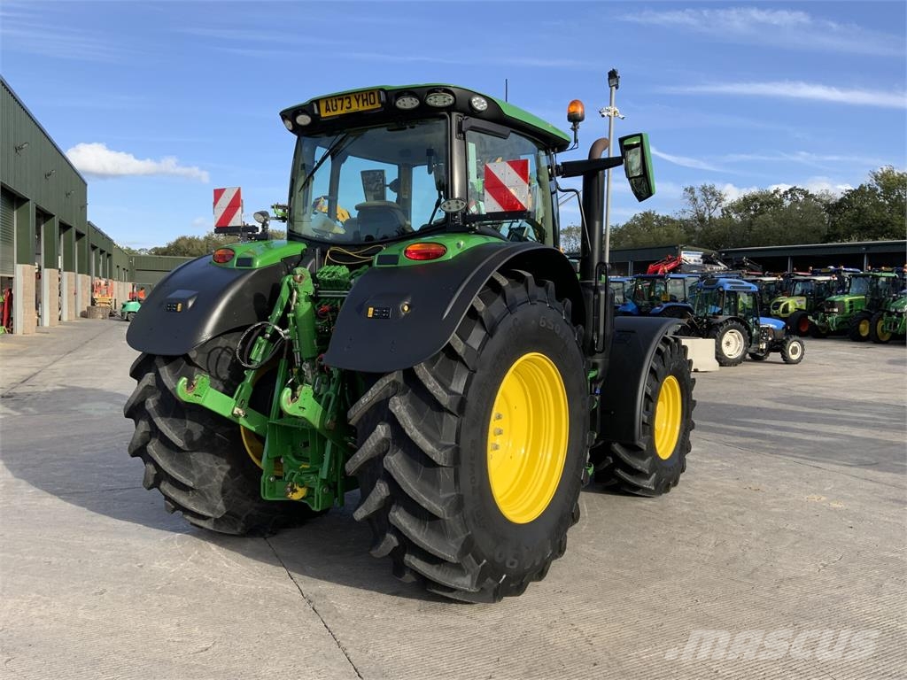 John Deere 6R.215 Tractor (ST27708) ماكينات زراعية - غير ذلك