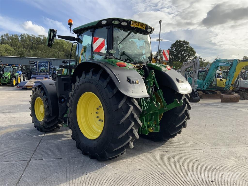 John Deere 6R.215 Tractor (ST27708) ماكينات زراعية - غير ذلك