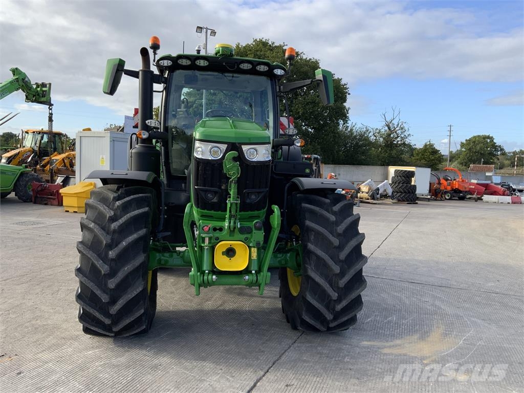 John Deere 6R.215 Tractor (ST27708) ماكينات زراعية - غير ذلك