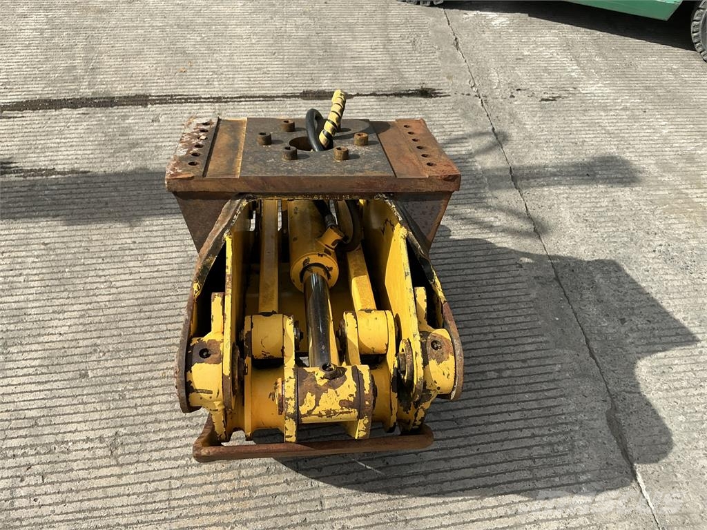 John Deere Log Grab مكونات أخرى