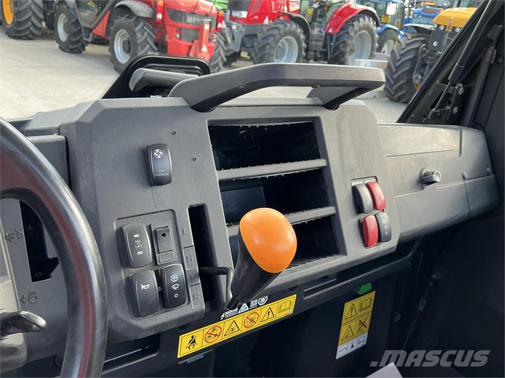 John Deere XUV 865M Gator ATV (ST27838) Būvniecība- Citi