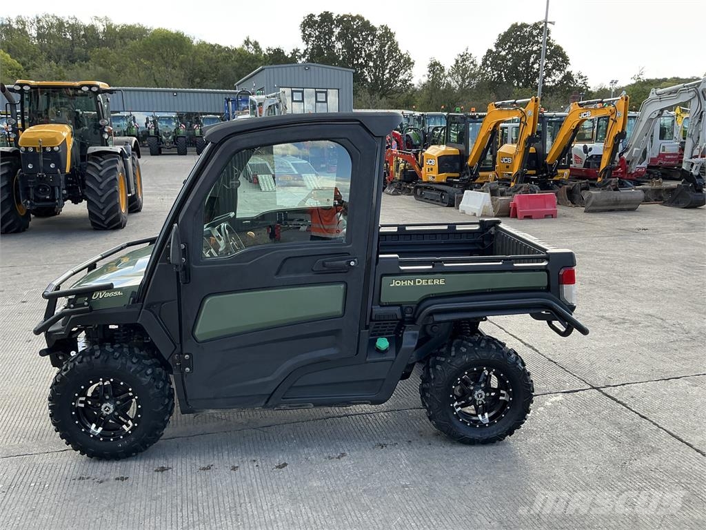 John Deere XUV 865M Gator ATV (ST27838) Būvniecība- Citi