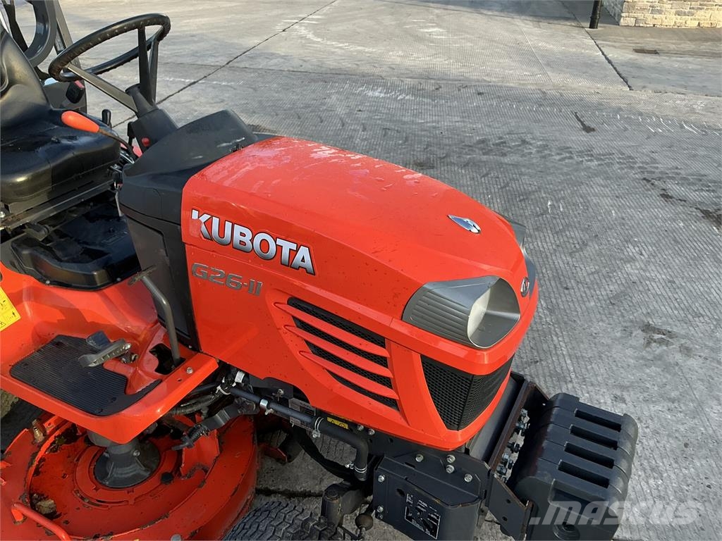Kubota G26-11 Hi Dump Mower (ST27270) ركوب الحشائش