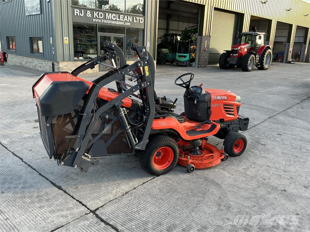 Kubota G26-11 Hi Dump Mower (ST27270) ركوب الحشائش