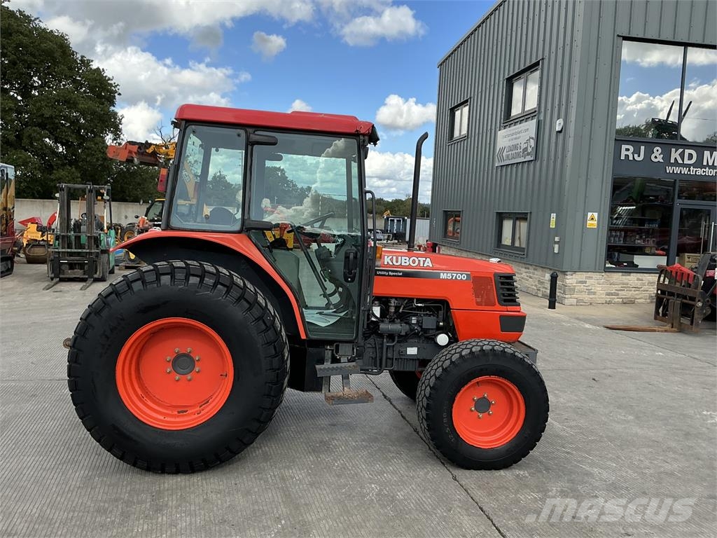 Kubota M5700 utility Special Tractor (ST27450) Tractors