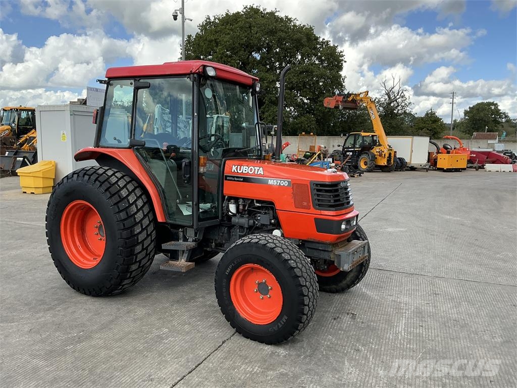 Kubota M5700 utility Special Tractor (ST27450) Tractors