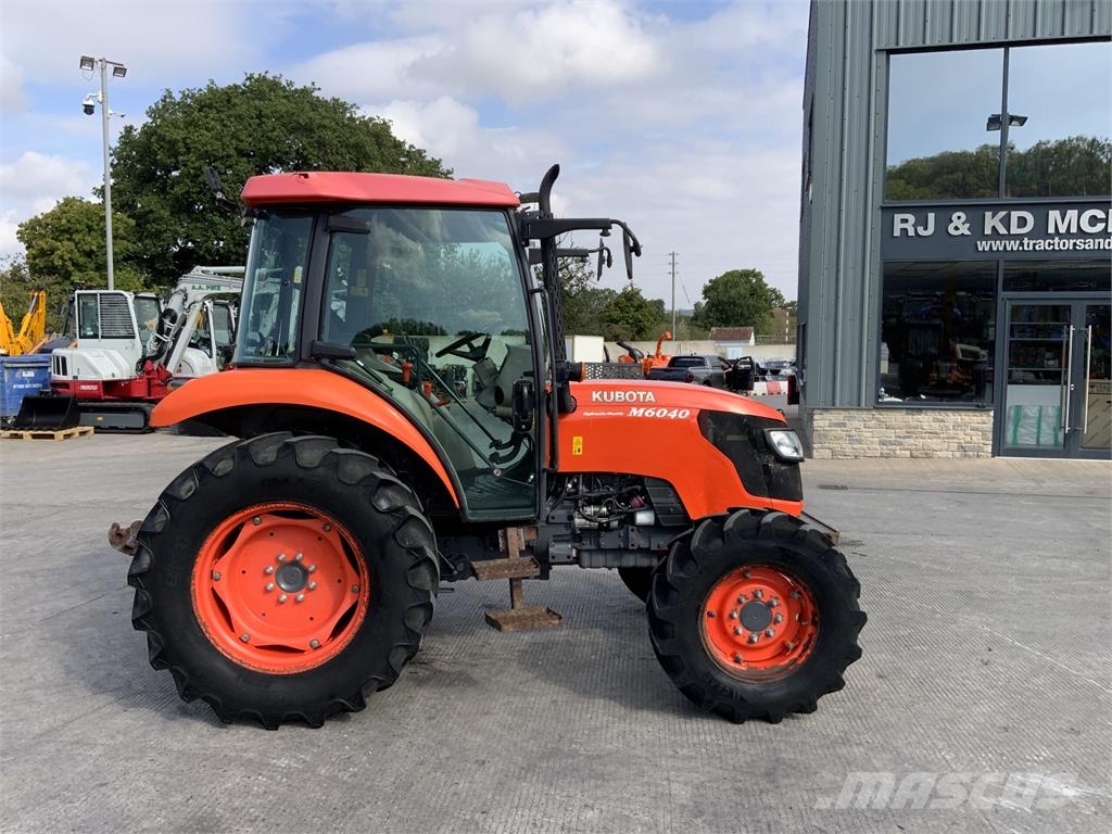 Kubota M6040 Tractor (ST27041) Άλλα γεωργικά μηχανήματα