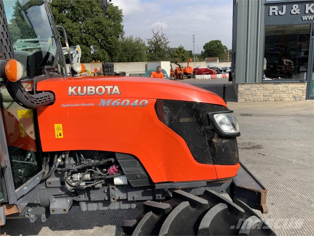 Kubota M6040 Tractor (ST27041) Άλλα γεωργικά μηχανήματα